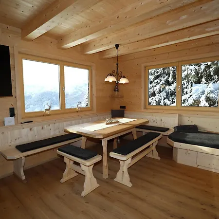 At 1700m With Panoramic Views Tatil Evi Hippach
