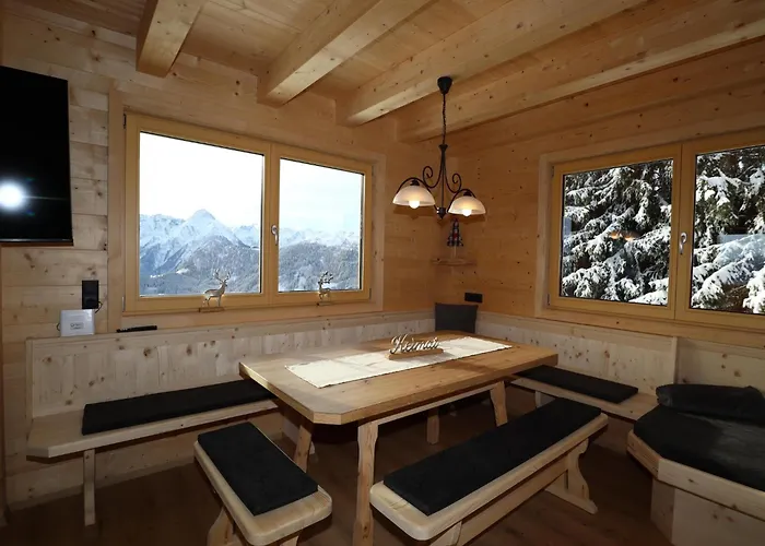 度假居 At 1700m With Panoramic Views