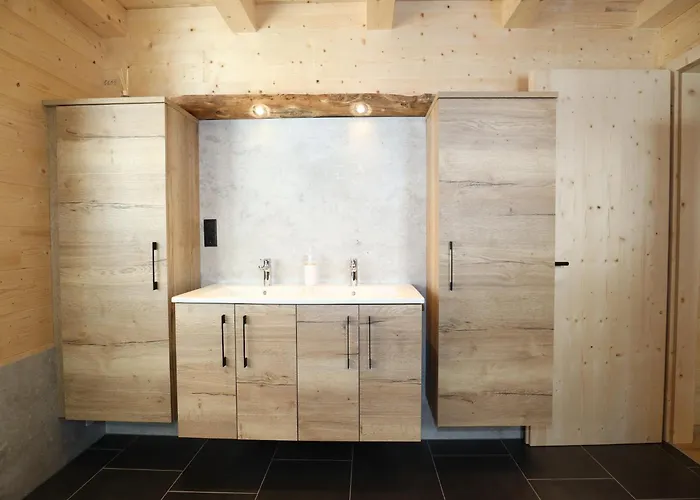 At 1700m With Panoramic Views 度假居