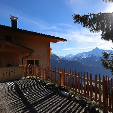 At 1700m With Panoramic Views *