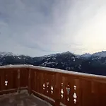 At 1700m With Panoramic Views *